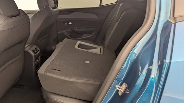 Peugeot 408 (2025) — foto 4 van 34