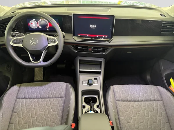 VOLKSWAGEN Tiguan (2026) — foto 15 van 24