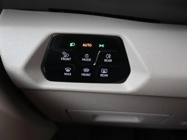 VOLKSWAGEN Multivan T7 Long Dsl (2026) — foto 9 van 27