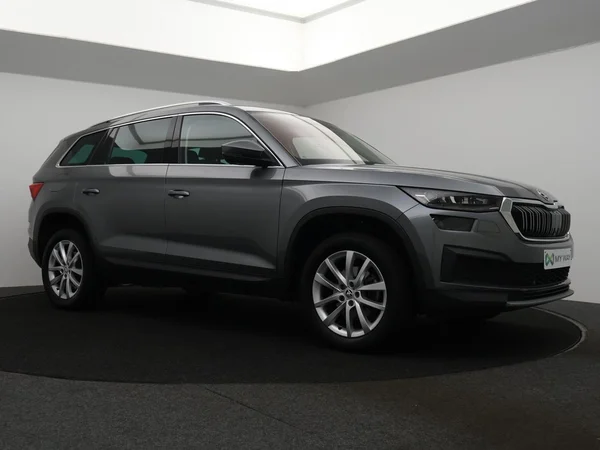 SKODA Kodiaq (2022) — foto 12 van 32