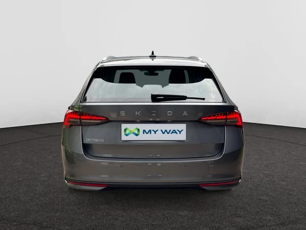SKODA Octavia Combi (2025) — foto 12 van 15