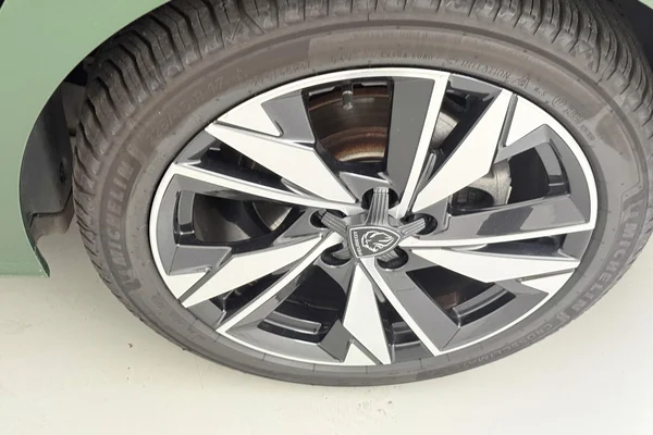 Peugeot 308 (2022) — foto 20 van 29