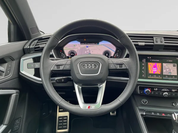 AUDI Q3 (2024) — foto 6 van 20