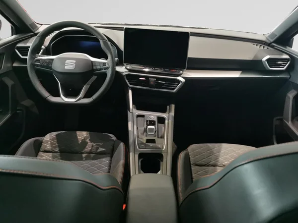 SEAT Leon ST (2025) — foto 2 van 23