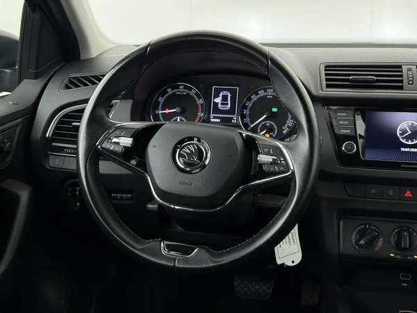 SKODA Fabia (2021) — foto 14 van 23