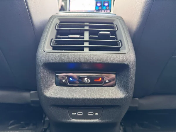 VOLKSWAGEN Tayron (2025) — foto 24 van 24