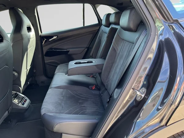 VOLKSWAGEN ID.4 (2023) — foto 19 van 22