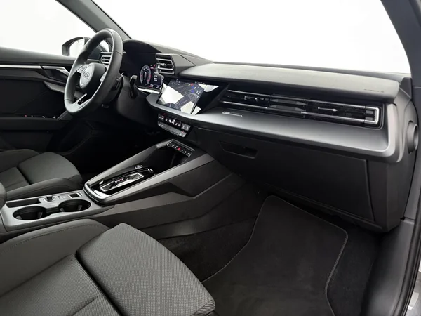 AUDI A3 Sportback (2025) — foto 10 van 18