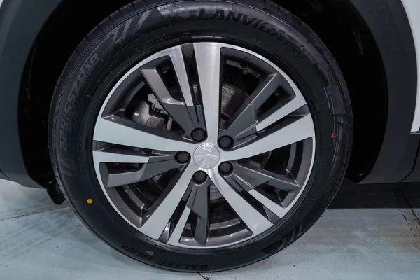Peugeot 3008 PHEV (2023) — foto 2 van 54