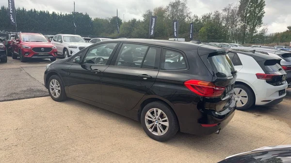 BMW 2 Reeks (2018) — foto 7 van 14