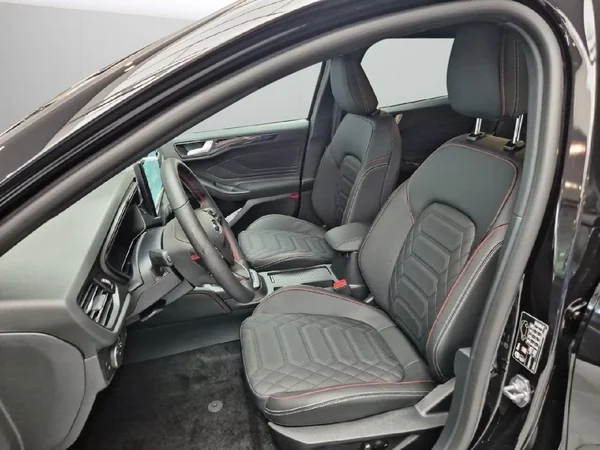 Ford Focus (2024) — foto 4 van 21