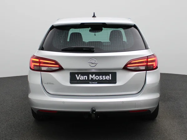 Opel Astra (2021) — foto 34 van 38