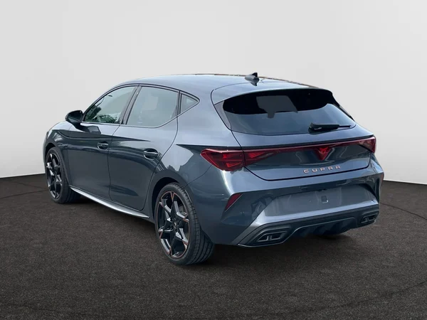 CUPRA Leon (2024) — foto 10 van 22