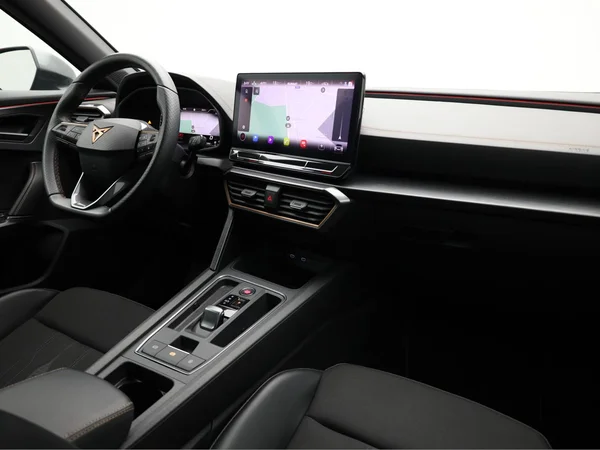 CUPRA Formentor (2021) — foto 15 van 21