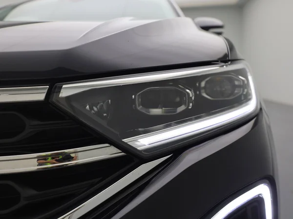 VOLKSWAGEN T-Roc (2024) — foto 4 van 20
