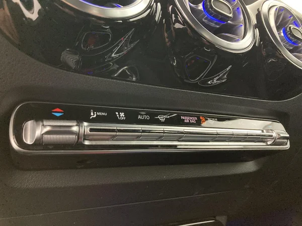 MERCEDES-BENZ B 160 (2021) — foto 18 van 36