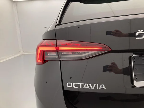 SKODA Octavia Combi (2021) — foto 27 van 35