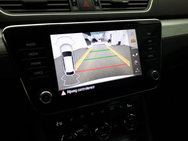 SKODA Superb Combi (2024) — foto 14 van 24