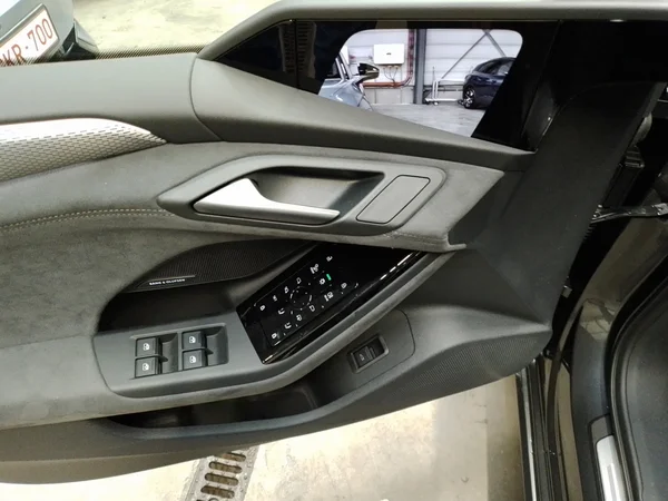 AUDI A6 Avant e-tron (2025) — foto 5 van 16