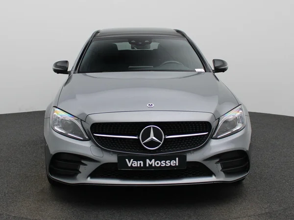 Mercedes-Benz C-Klasse (2021) — foto 23 van 41