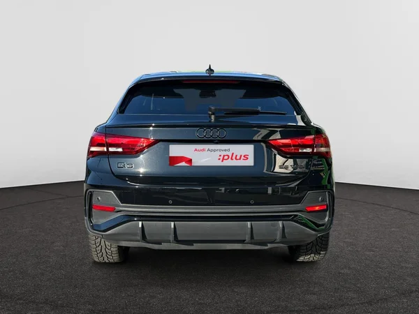 AUDI Q3 Sportback (2023) — foto 2 van 27