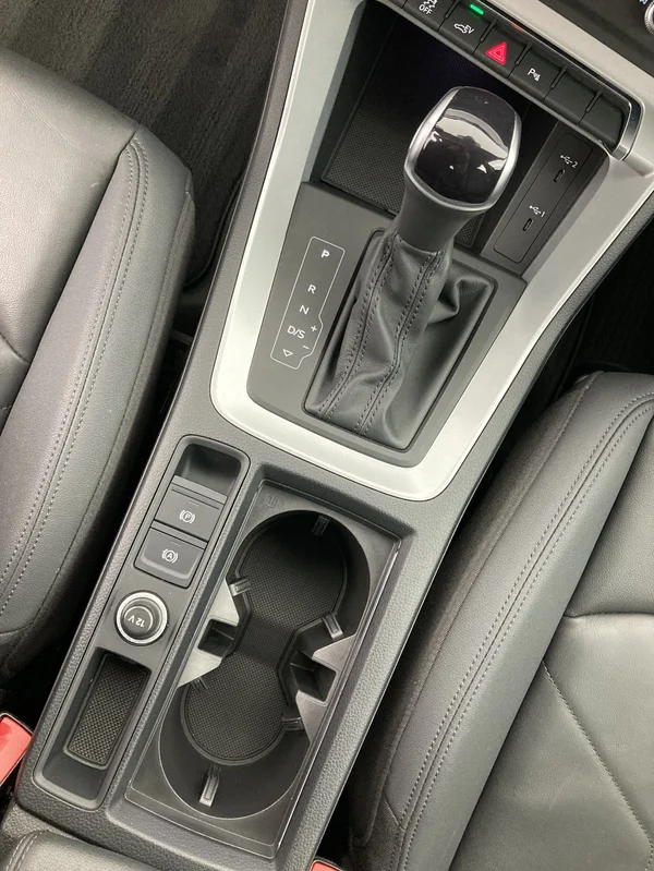 AUDI Q3 Sportback PHEV (2022) — foto 28 van 36
