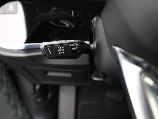 AUDI Q3 Sportback (2021) — foto 9 van 23