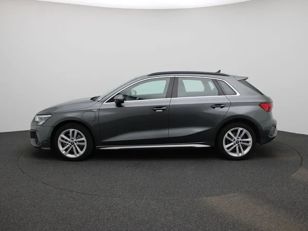 Audi A3 (2021) — foto 42 van 46
