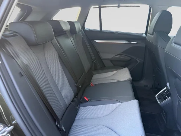 SKODA Enyaq (2026) — foto 22 van 30