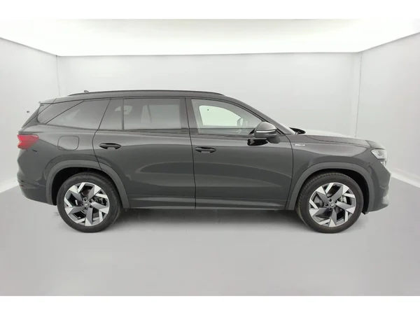SKODA Kodiaq (2025) — foto 4 van 36