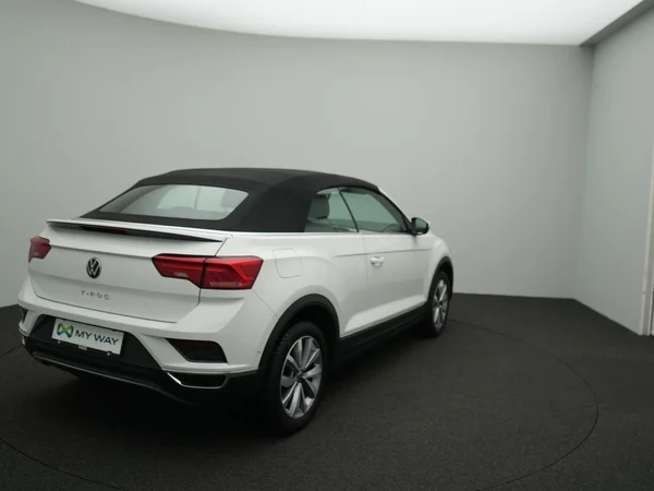 VOLKSWAGEN T-Roc Cabriolet (2021) — foto 26 van 28