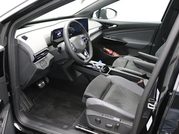 VOLKSWAGEN ID.5 (2023) — foto 14 van 33