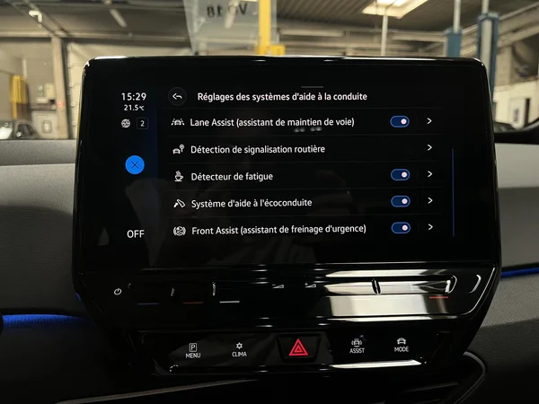 VOLKSWAGEN ID.3 (2021) — foto 26 van 30