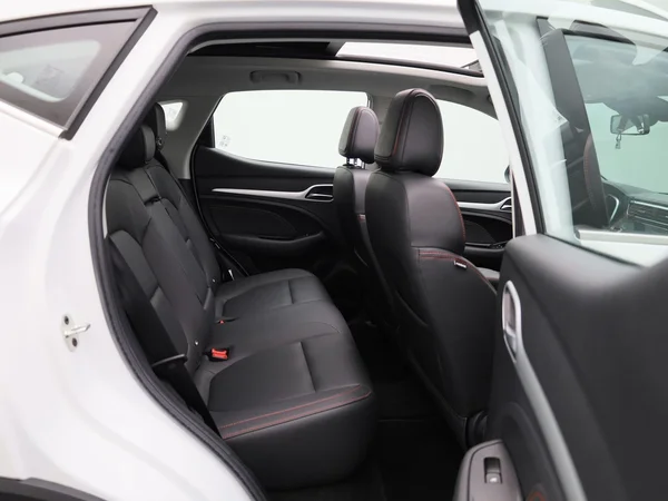 MG ZS EV (2022) — foto 33 van 47