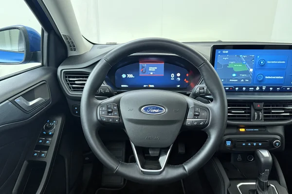 Ford Focus SW Active (2025) — foto 2 van 23