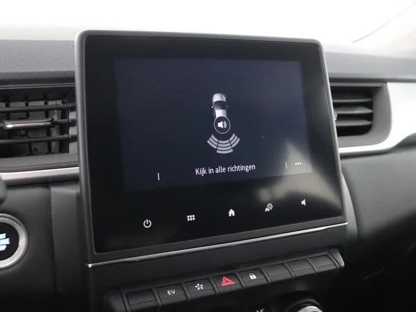 RENAULT Captur (2021) — foto 11 van 27