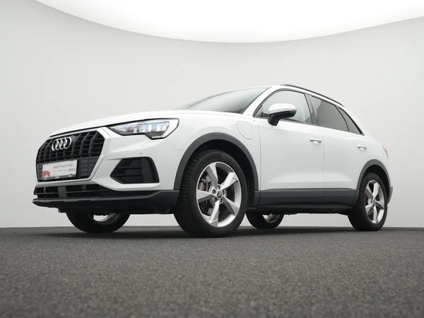 AUDI Q3 PHEV (2022) — foto 23 van 29