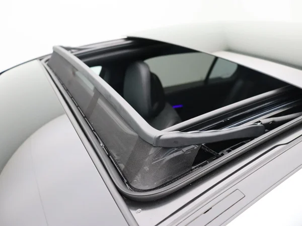 Mercedes-Benz C-Klasse (2025) — foto 19 van 36