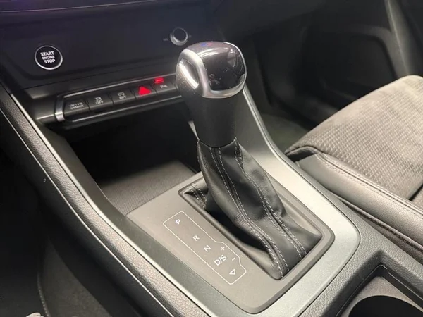 AUDI Q3 Sportback (2021) — foto 9 van 27