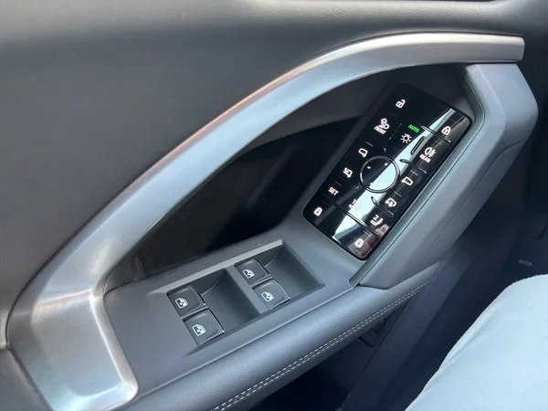 AUDI Q5 Sportback (2026) — foto 2 van 12