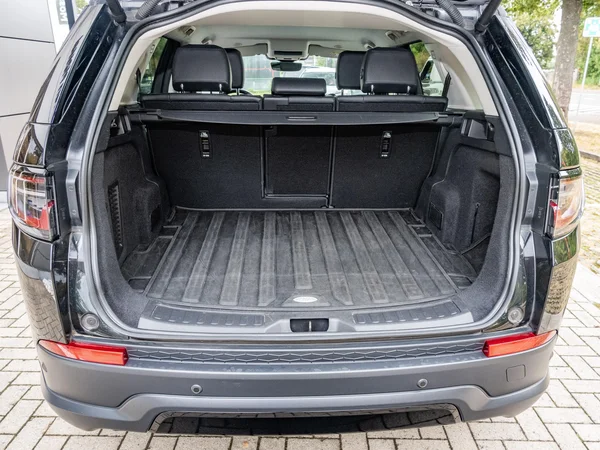 Land Rover Discovery Sport (2022) — foto 19 van 29