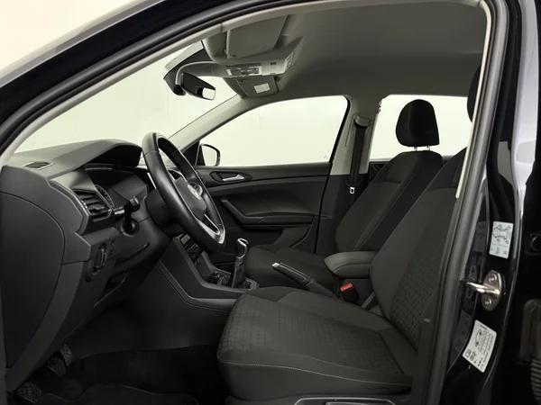 VOLKSWAGEN T-Cross (2022) — foto 2 van 26