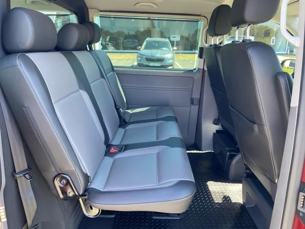 VOLKSWAGEN Transporter T6.1 1200 Caravelle Swb Dsl (2019) — foto 4 van 8