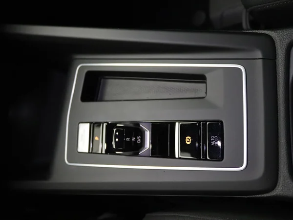 VOLKSWAGEN Golf VIII SW (2025) — foto 18 van 23