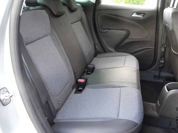 Opel Crossland (2023) — foto 7 van 25