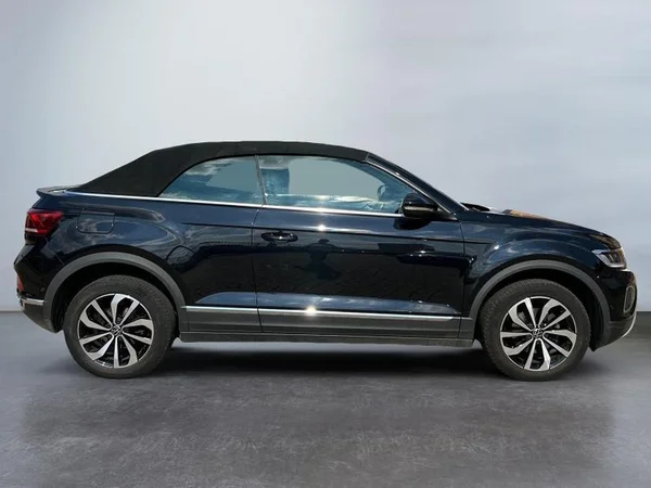 VOLKSWAGEN T-Roc Cabriolet (2023) — foto 36 van 38