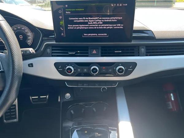 AUDI A4 Avant Dsl (2023) — foto 18 van 18