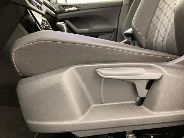 VOLKSWAGEN T-Cross (2025) — foto 17 van 36