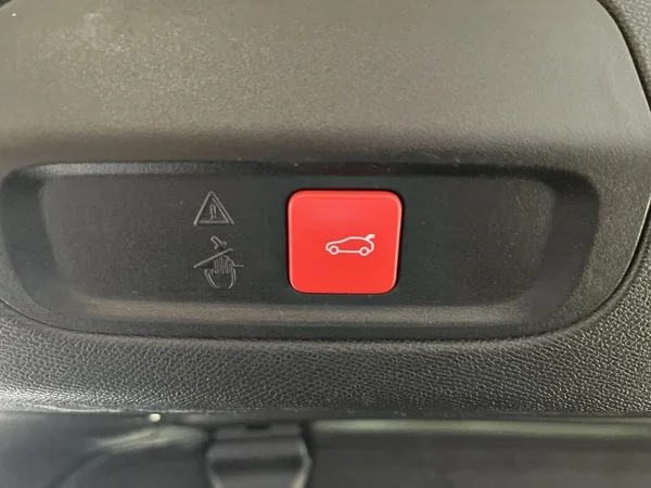 Peugeot 408 (2023) — foto 5 van 19
