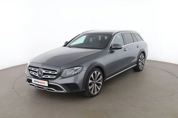 Mercedes-Benz E-Klasse 085caad1-a1c3-4f6d-b450-c3e66de31721